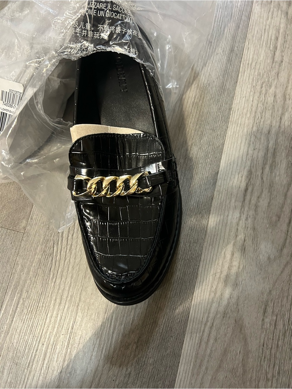 Old Navy Black Croc-Embossed Loafers with Gold Chain